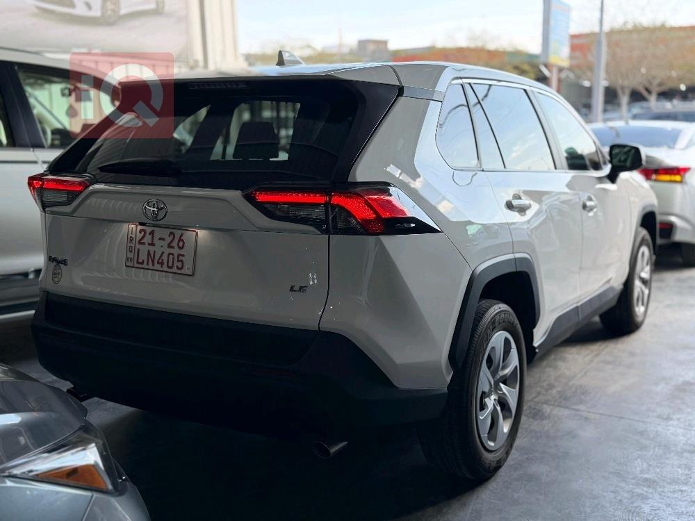 تويوتا راف 4